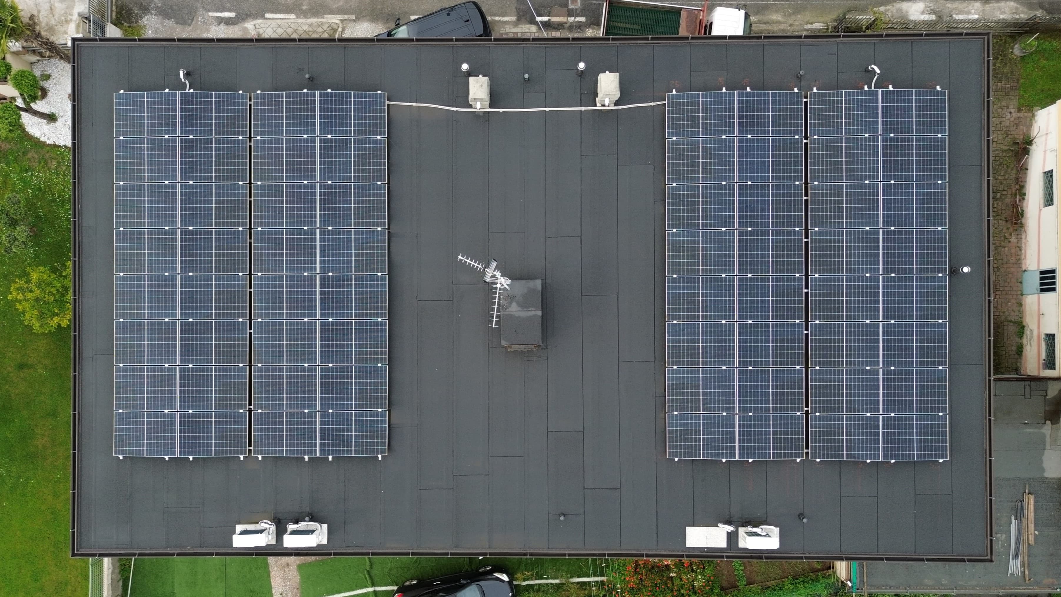 Impianto fotovoltaico aziendale installato da Solarea